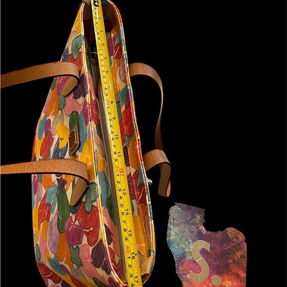 Dooney & Bourke Tote - Picture 8 of 10